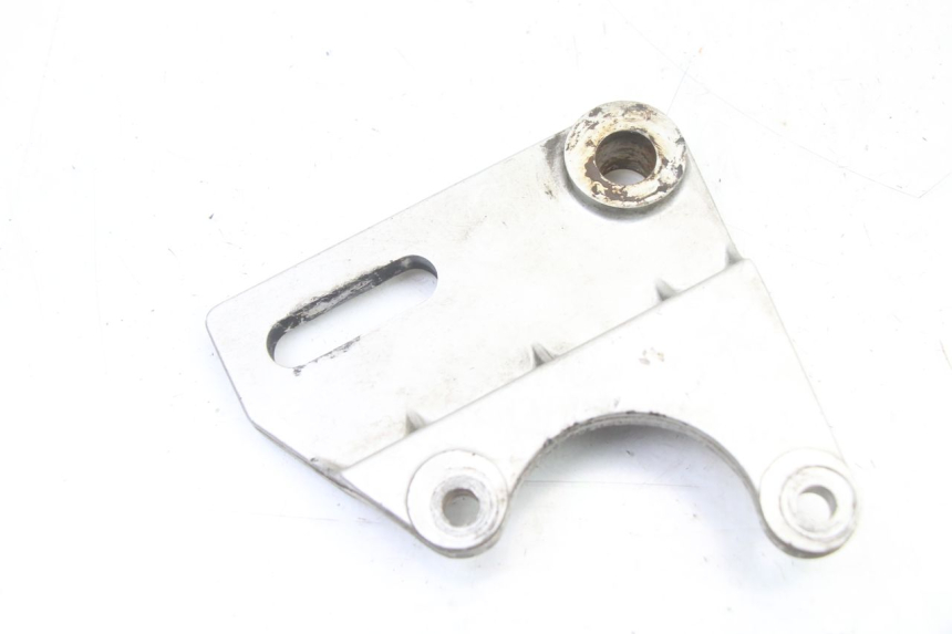 photo de REAR CALIPER BRACKET YAMAHA TZR 50 (2008 - 2016) - Component detail