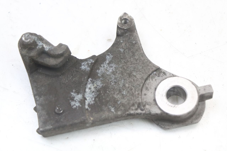photo de REAR CALIPER BRACKET YAMAHA XJ6 ABS 600 (2008 - 2016) - Zoom on usage condition