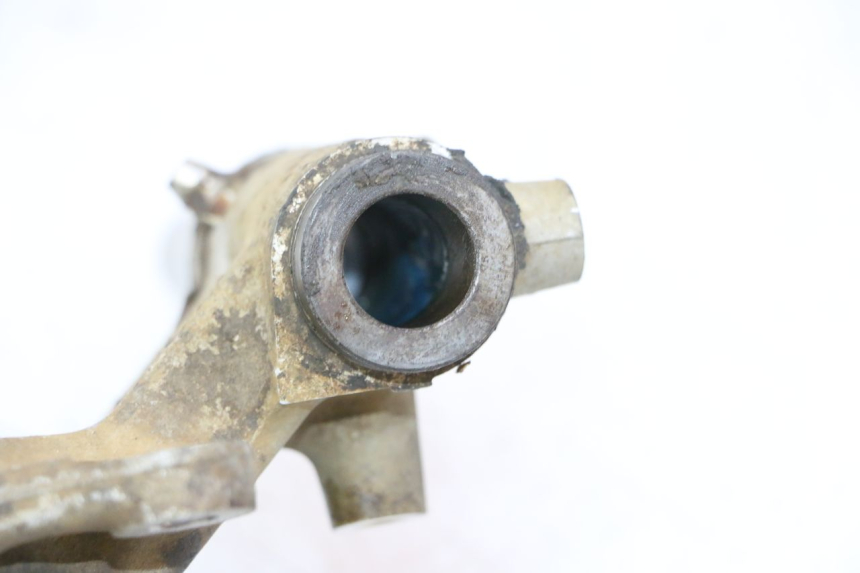 photo de REAR CALIPER BRACKET YAMAHA YFM GRIZZLY 550 (2008 - 2015) - High-resolution close-up