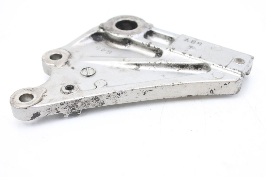 photo de REAR BRAKE CALIPER BRACKET KAWASAKI ZR7 ZR-7 S 750 (1999 - 2004) - Component detail