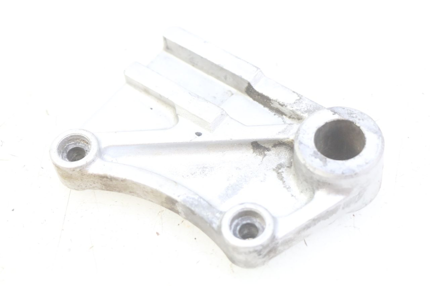 photo de REAR BRAKE CALIPER BRACKET KAWASAKI ZX-6R ZX6R 600 (1995 - 1997) - Component detail