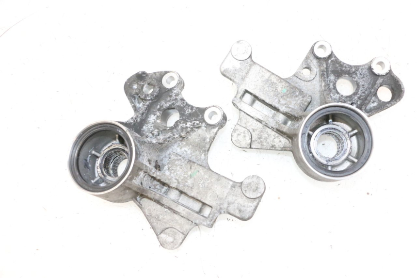 photo de FRONT CALIPER BRACKET PIAGGIO MP3 HPE 300 (2019 - 2026) - Component detail