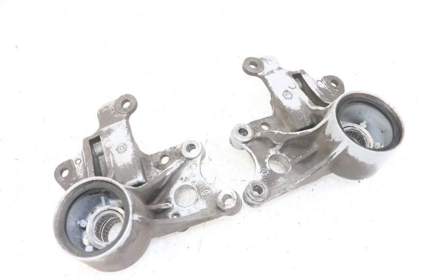 photo de FRONT CALIPER BRACKET PIAGGIO MP3 LT 400 (2007 - 2012) - Main view