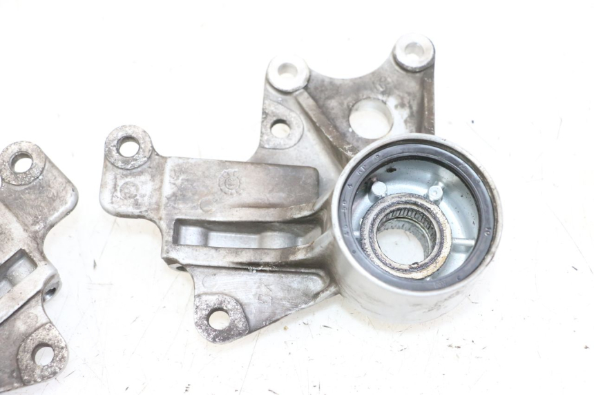 photo de FRONT CALIPER BRACKET PIAGGIO MP3 500 (2011 - 2015) - Surface and material condition