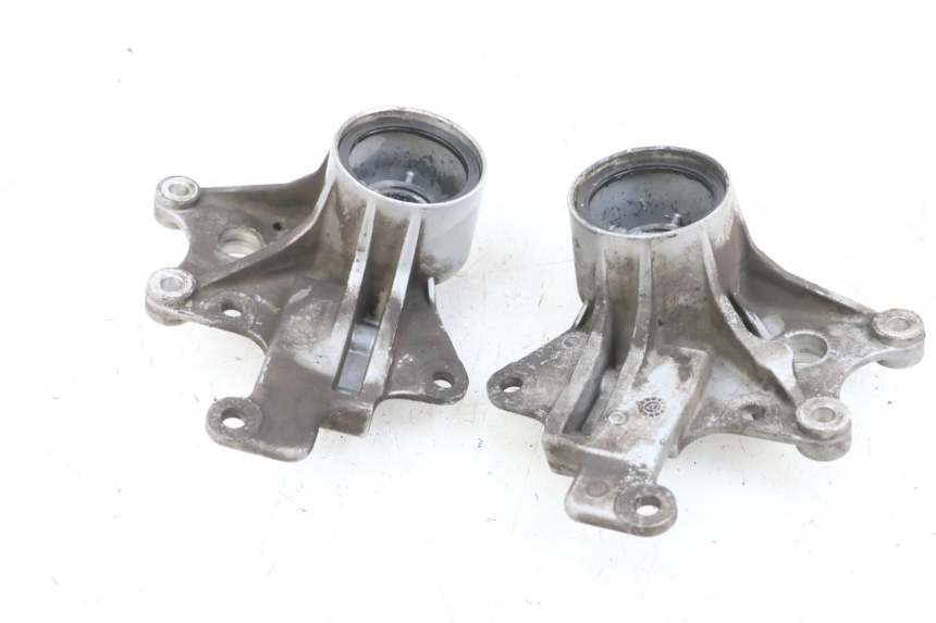 photo de FRONT CALIPER BRACKET PIAGGIO MP3 125 (2006 - 2014) - Product overview