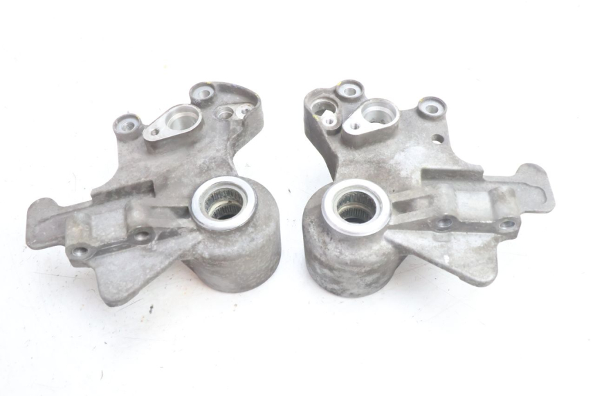 photo de FRONT CALIPER BRACKET PIAGGIO MP3 500 (2016 - 2018) - Component detail