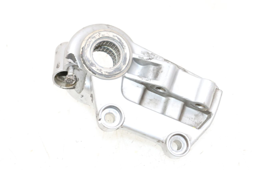 photo de FRONT CALIPER BRACKET PIAGGIO VESPA GTS SUPER IE 125 (2009 - 2016) - Zoom on usage condition