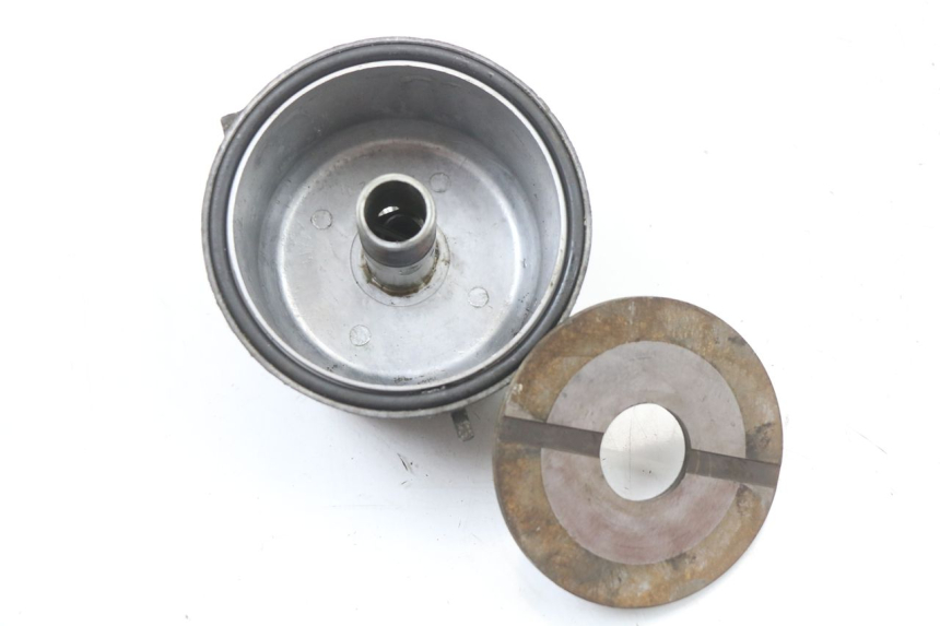 photo de OIL FILTER BRACKET YAMAHA XJ F 900 (1983 - 1994) - Product overview