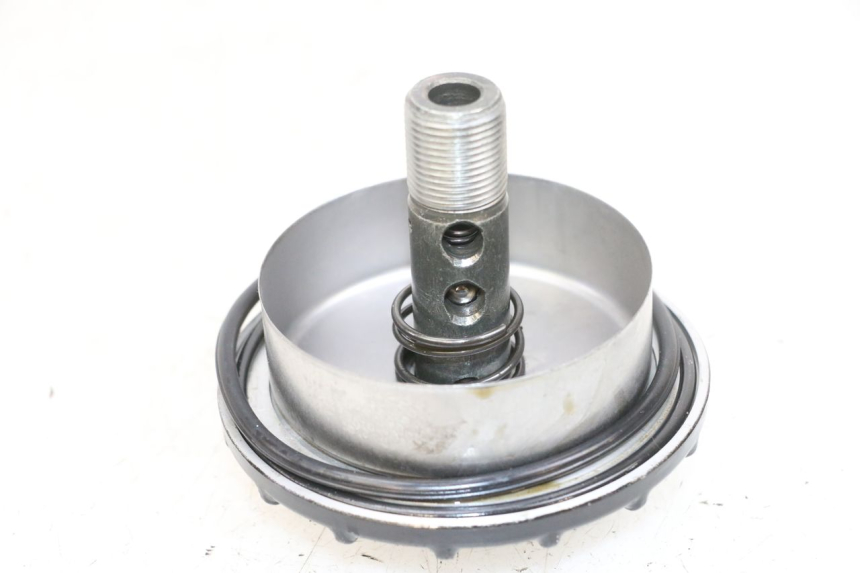 photo de OIL FILTER BRACKET KAWASAKI ZR 7 750 (1999 - 2004) - Zoom on usage condition