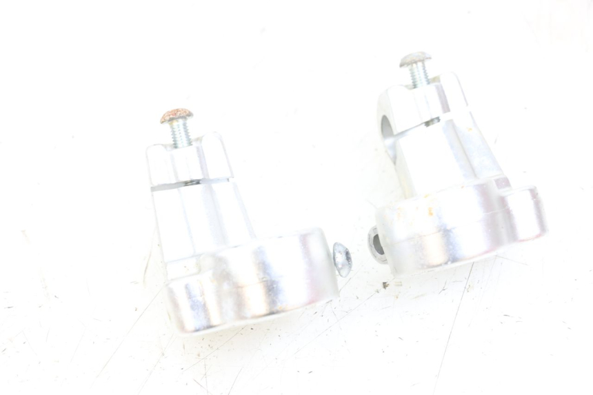 photo de HANDLEBAR SUPPORT GILERA DNA 50 (2000 - 2007) - Product overview