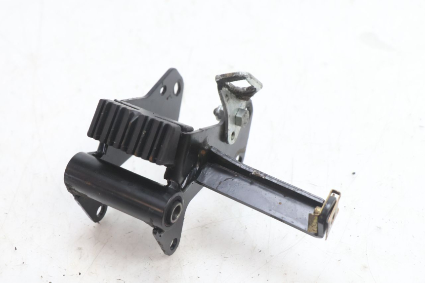 photo de ENGINE MOUNT PEUGEOT 103 SPX CLIP 50 (1989 - 1992) - Technical close-up