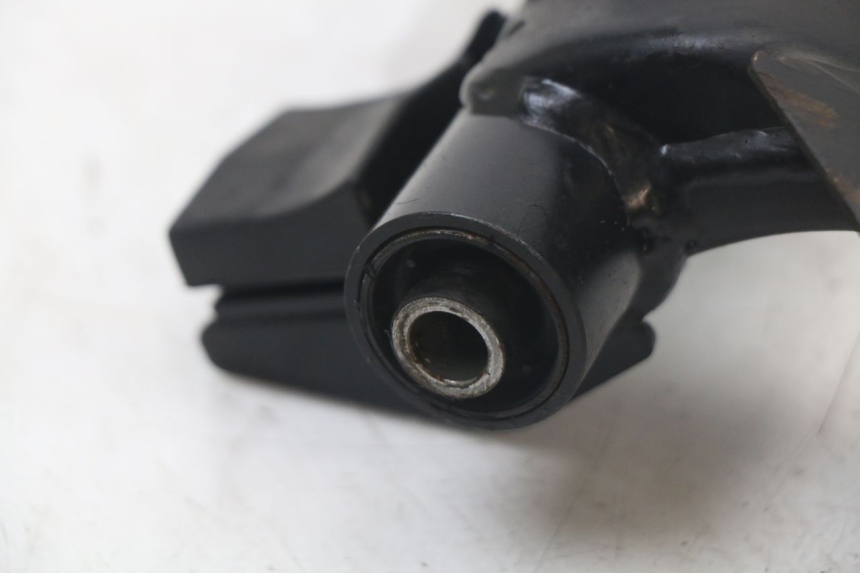 photo de ENGINE MOUNT SUZUKI ADDRESS 110 (2015 - 2020) - Zoom on usage condition