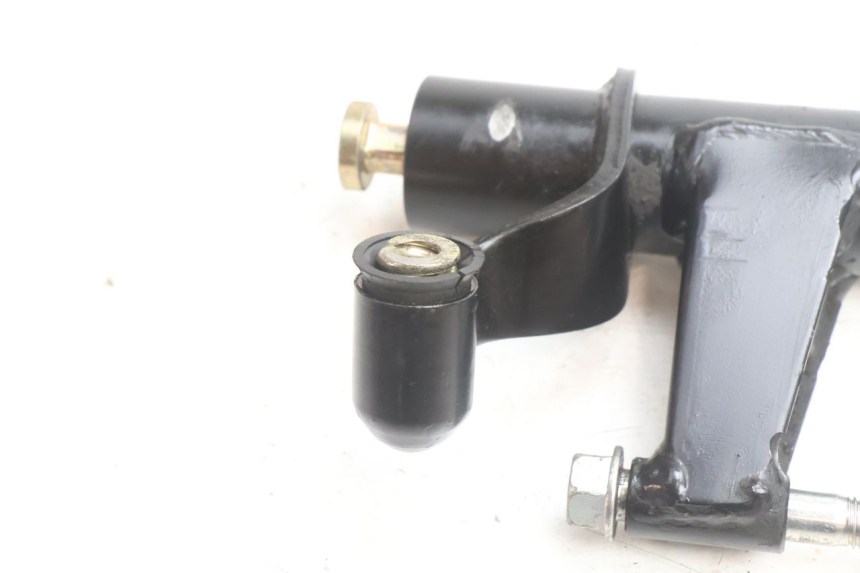 photo de ENGINE MOUNT KYMCO AGILITY 16+ 4T 50 (2018 - 2023) - Component detail