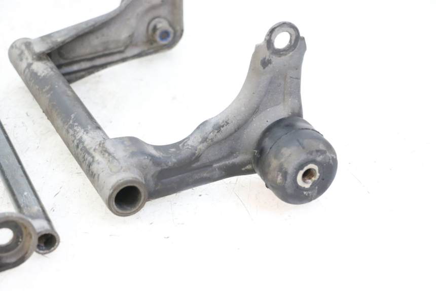 photo de ENGINE MOUNT BMW C1 125 (2000 - 2003) - Fixing points details