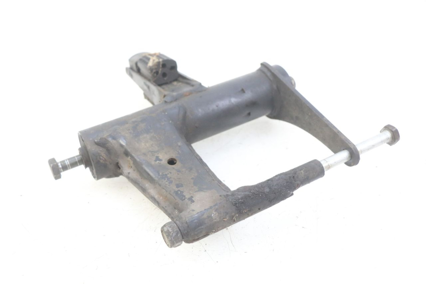 photo de ENGINE MOUNT DERBI BOULEVARD 50 (2009 - 2006) - Zoom on usage condition