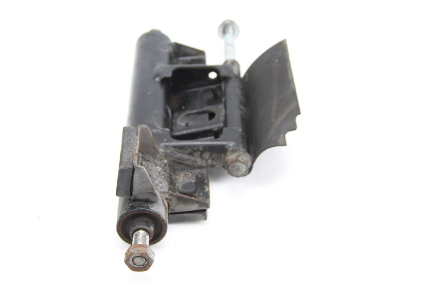 photo de ENGINE MOUNT SUZUKI BURGMAN 125 (2007 - 2014) - Zoom on usage condition