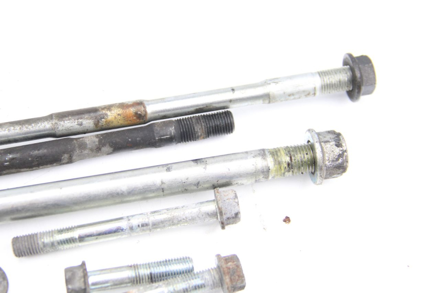 photo de ENGINE MOUNT HONDA CBR F SC21 1000 (1986 - 1992) - Product overview