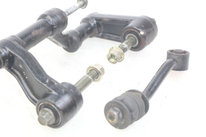 photo de ENGINE MOUNT KYMCO DINK STREET 125 (2009 - 2014) - Zoom on usage condition