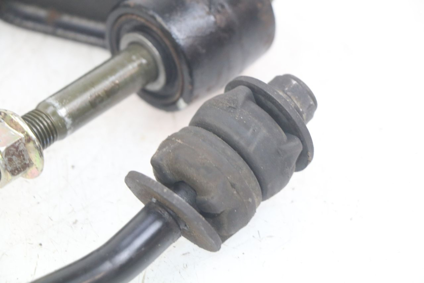 photo de ENGINE MOUNT KYMCO DINK STREET 125 (2009 - 2014) - Fixing points details