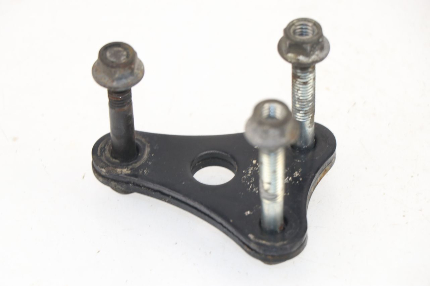photo de ENGINE MOUNT SUZUKI DR DJEBEL 600 (1985 - 1990) - Component detail