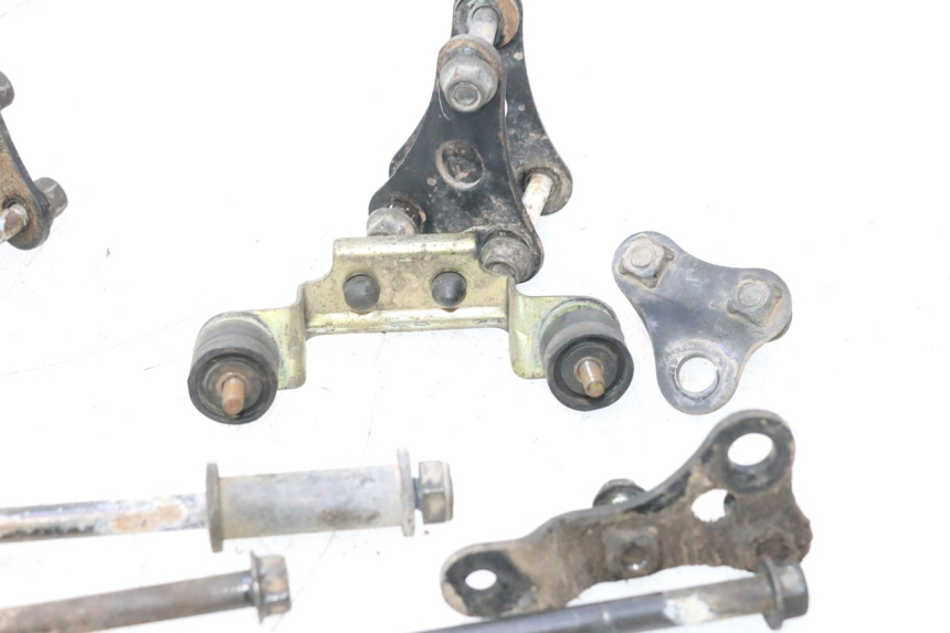 photo de ENGINE MOUNT SUZUKI DR S 600 (1985 - 1989) - Component detail