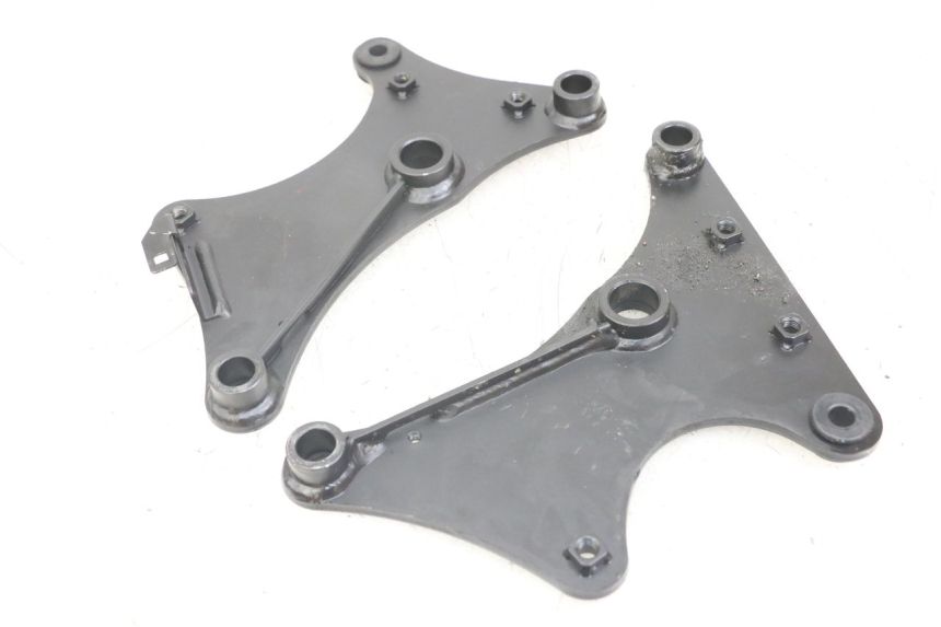 photo de ENGINE MOUNT KAWASAKI ER-6 ER6 N 650 (2012 - 2016) - Main view