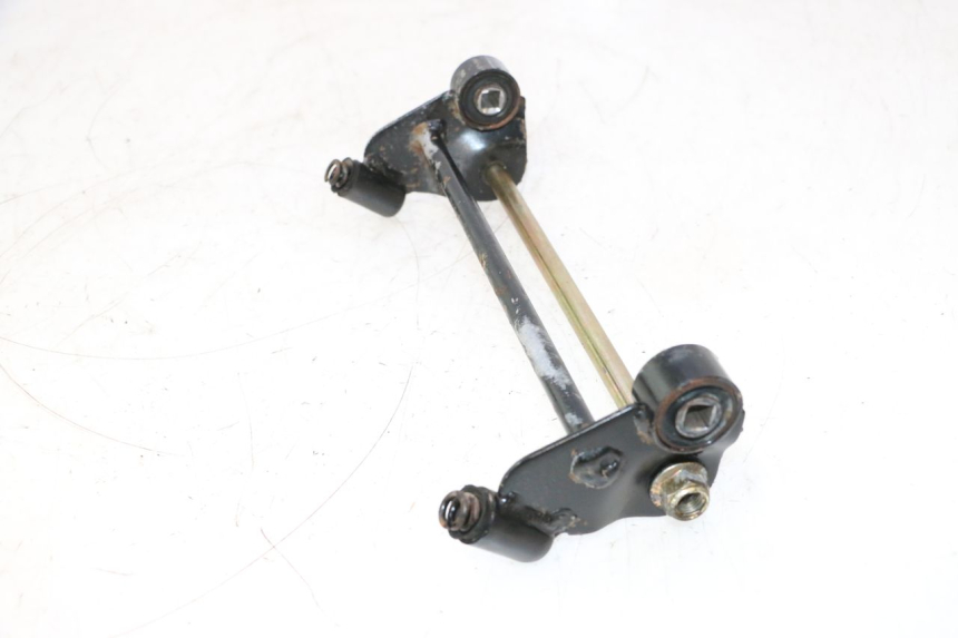 photo de ENGINE MOUNT KEEWAY F-ACT NAKED 50 (2009 - 2014) - Alternative perspective
