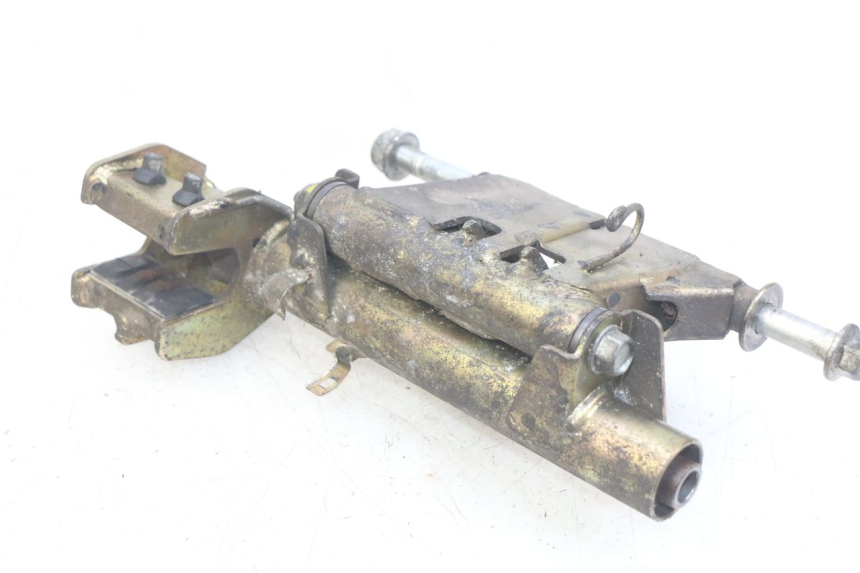 photo de ENGINE MOUNT HONDA FES PANTHEON 2T 125 (1998 - 2002) - Zoom on usage condition