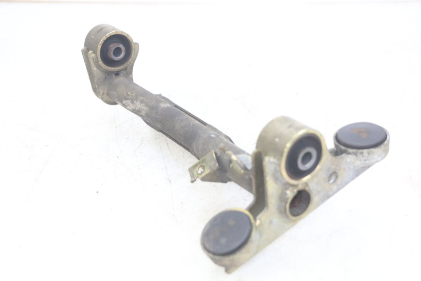 photo de ENGINE MOUNT HONDA FES PANTHEON 125 (2003 - 2007) - Zoom on usage condition