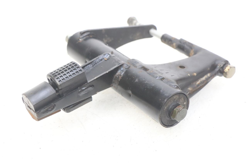 photo de ENGINE MOUNT PIAGGIO FLY 2T 50 (2004 - 2017) - Main view