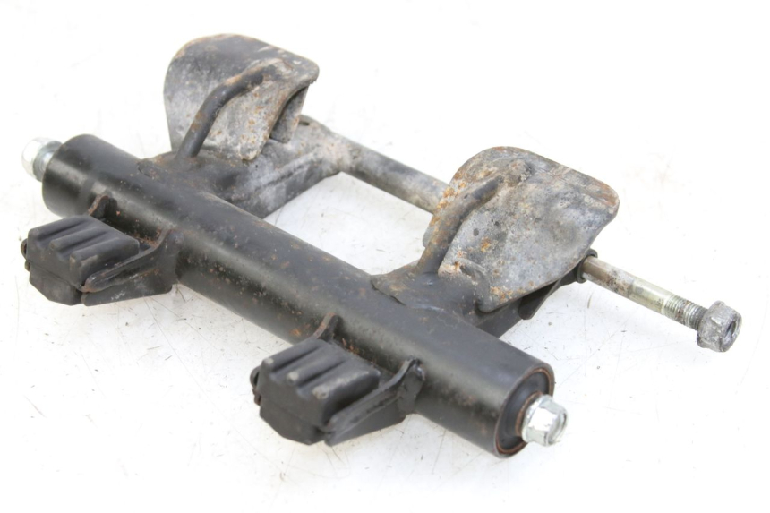 photo de ENGINE MOUNT HONDA FORZA 125 (2015 - 2016) - Alternative perspective