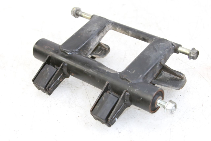 photo de ENGINE MOUNT HONDA FORZA 125 (2015 - 2016) - Technical close-up