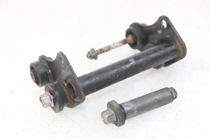 photo de ENGINE MOUNT YAMAHA FZS FAZER 600 (1998 - 2001) - Component detail