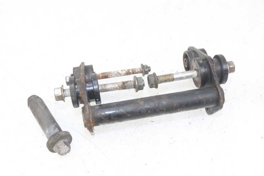 photo de ENGINE MOUNT YAMAHA FZS FAZER 600 (1998 - 2001) - Zoom on usage condition