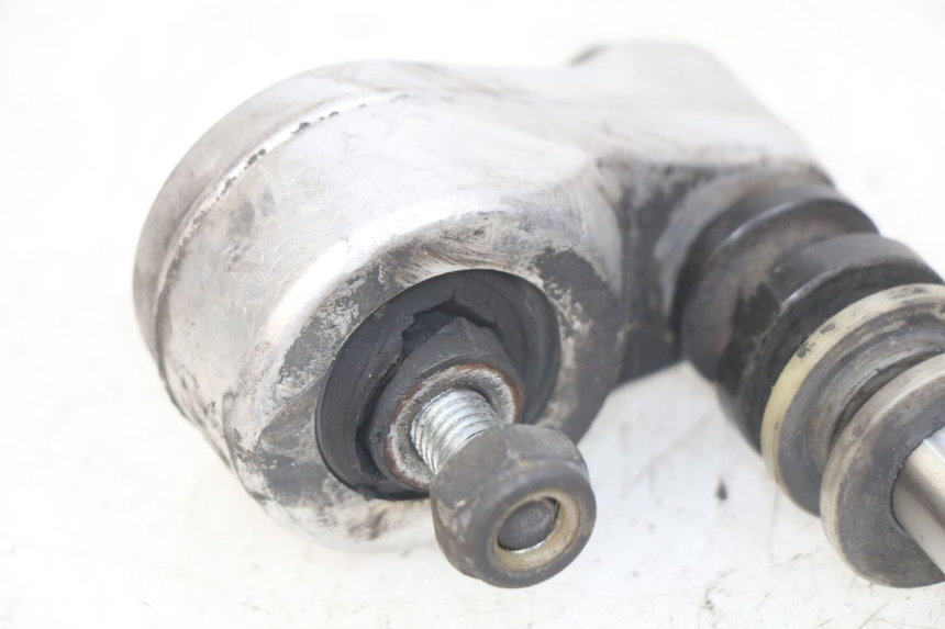 photo de ENGINE MOUNT GILERA GP 800 (2007 - 2013) - Surface and material condition