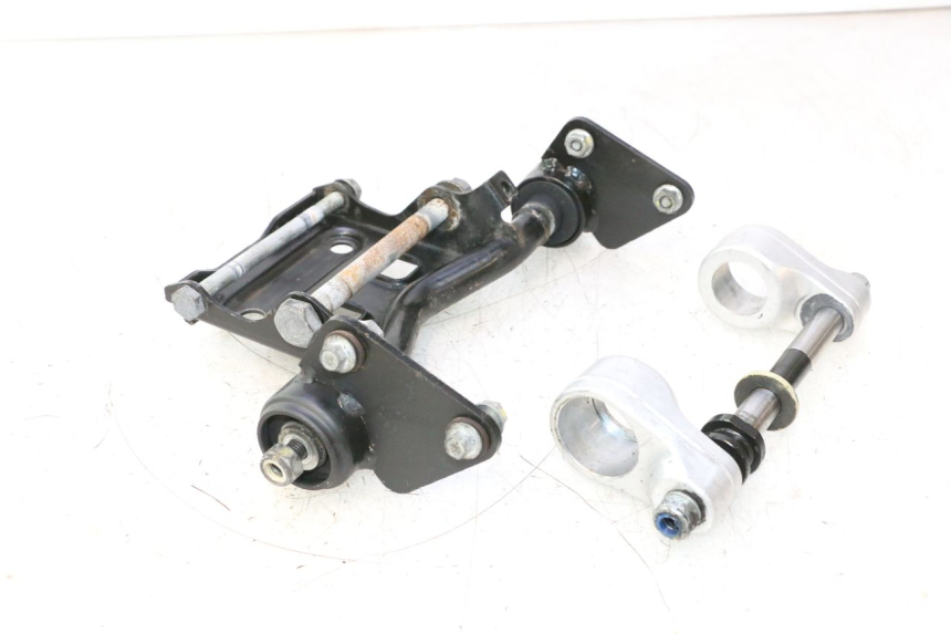 photo de ENGINE MOUNT GILERA GP 800 (2007 - 2013) - Main view