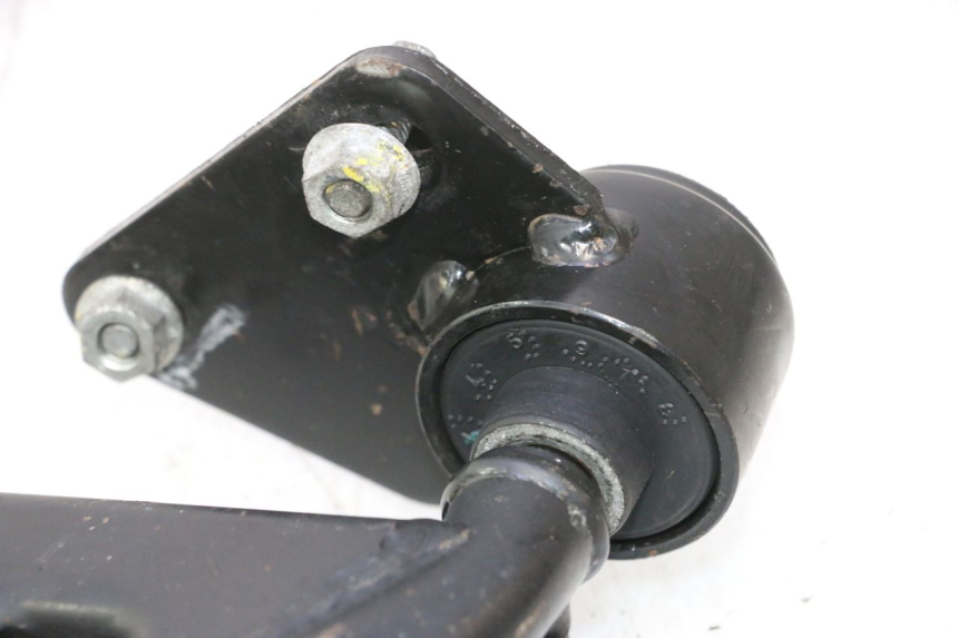 photo de ENGINE MOUNT GILERA GP 800 (2007 - 2013) - Product overview
