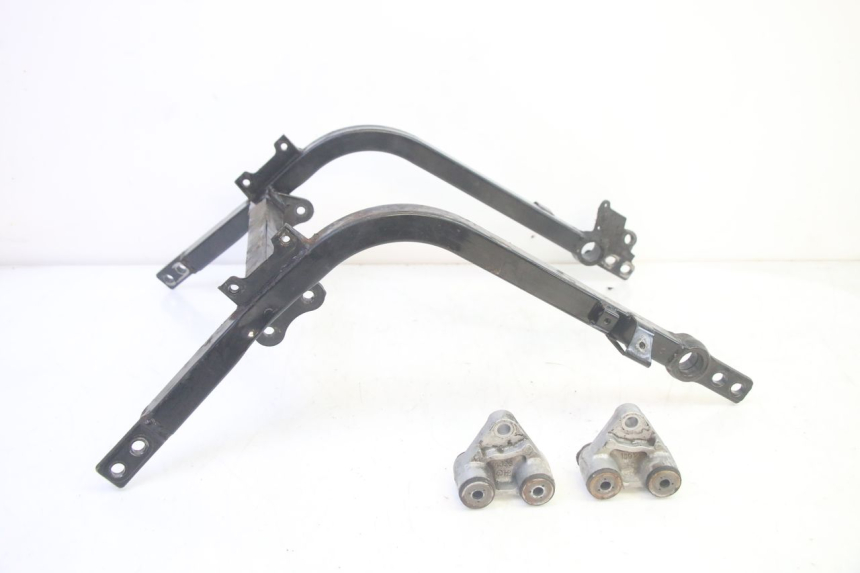 photo de ENGINE MOUNT KAWASAKI GPZ RX 1000 (1986 - 1988) - Fixing points details