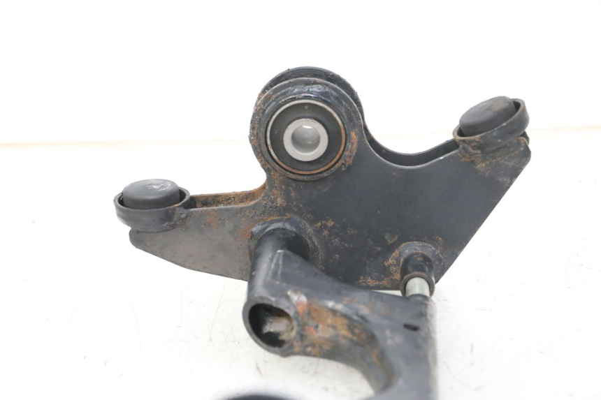 photo de ENGINE MOUNT KYMCO GRAND DINK 125 (2008 - 2014) - Alternative perspective