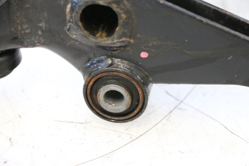photo de ENGINE MOUNT SYM GTS EVO 125 (2009 - 2013) - Zoom on usage condition