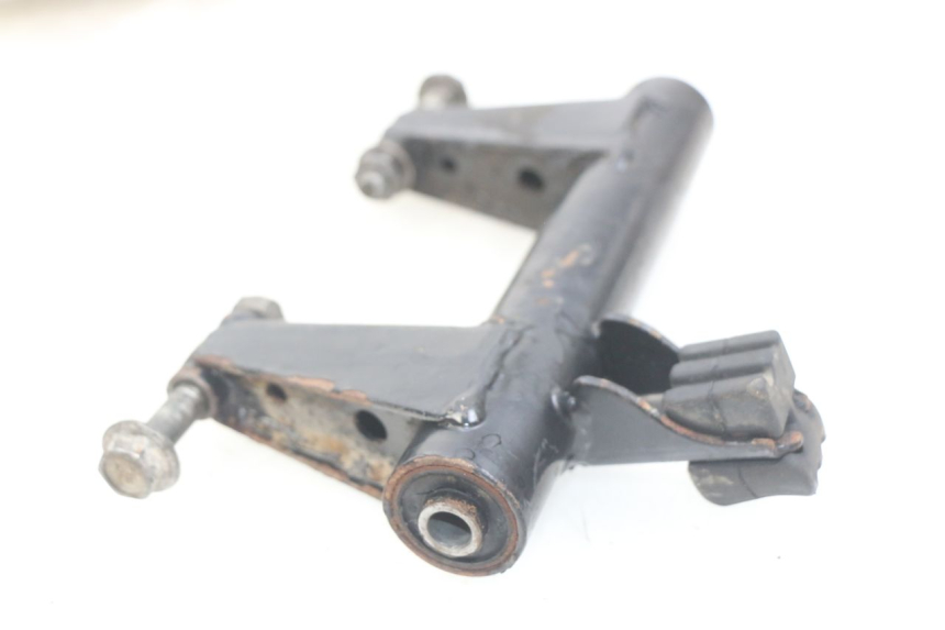 photo de ENGINE MOUNT PEUGEOT KISBEE 4T 50 (2010 - 2017) - Alternative perspective