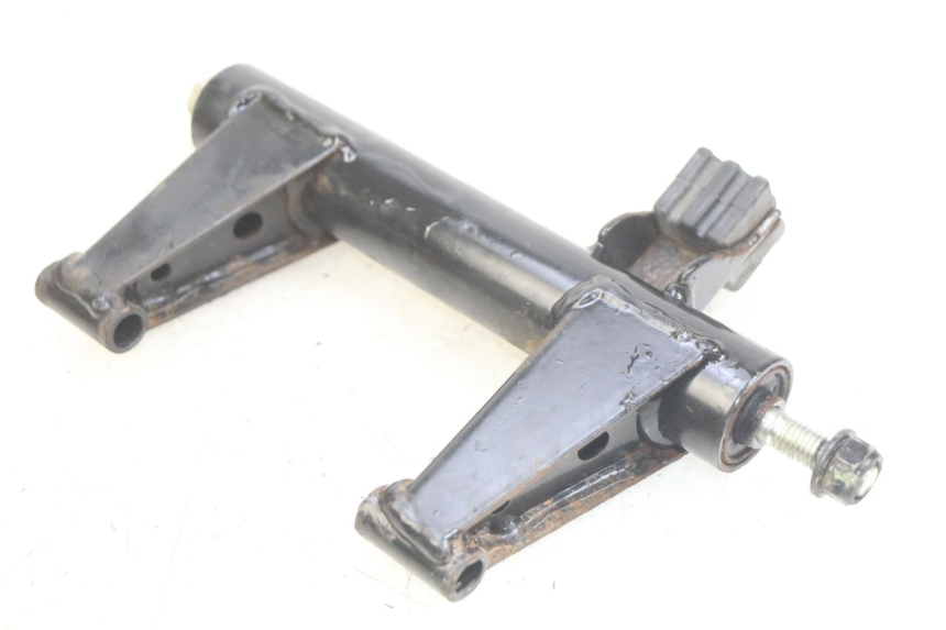 photo de ENGINE MOUNT PEUGEOT KISBEE 4T 50 (2018 - 2022) - Alternative perspective