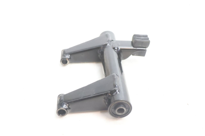 photo de ENGINE MOUNT PEUGEOT KISBEE 4T 50 (2018 - 2022) - Alternative perspective
