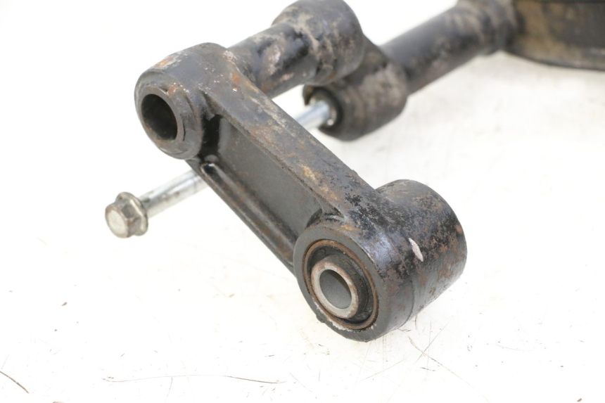 photo de ENGINE MOUNT KYMCO DINK STREET 125 (2009 - 2014) - Alternative perspective