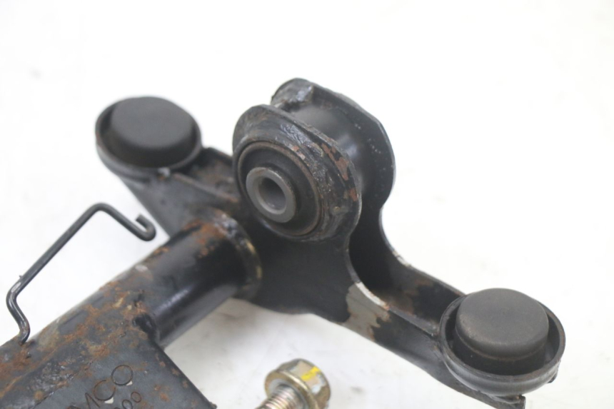 photo de ENGINE MOUNT KYMCO PEOPLE S 125 (2000 - 2008) - Product overview