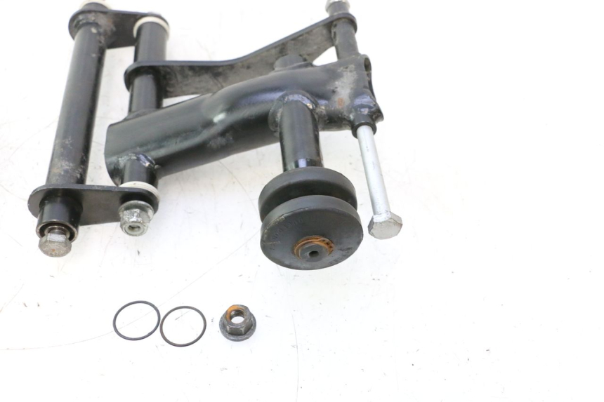 photo de ENGINE MOUNT PIAGGIO LIBERTY IGET S 125 (2016 - 2020) - Zoom on usage condition