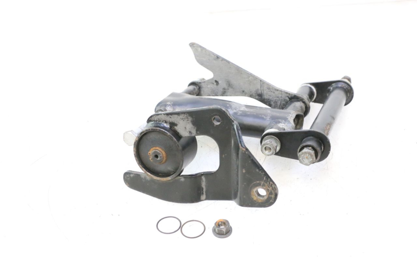 photo de ENGINE MOUNT PIAGGIO LIBERTY IGET S 125 (2016 - 2020) - Product overview