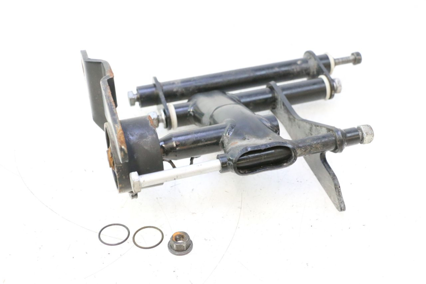 photo de ENGINE MOUNT PIAGGIO LIBERTY IGET S 125 (2016 - 2020) - Surface and material condition