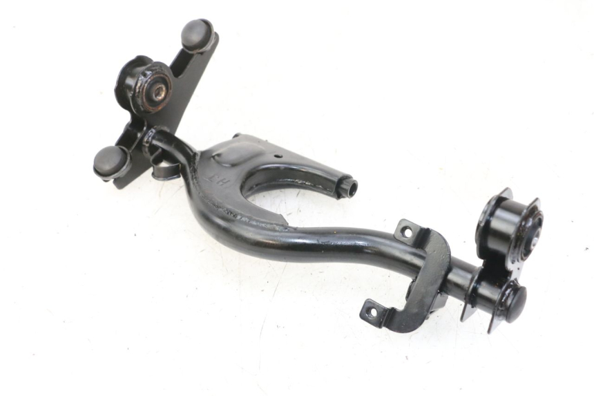 photo de ENGINE MOUNT LONGJIA SHARPY 125 (2020 - 2024) - Zoom on usage condition