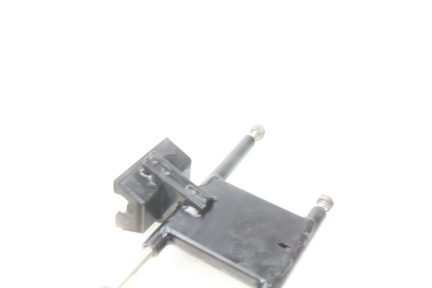 photo de ENGINE MOUNT PEUGEOT LUDIX 2 PRO 4T 50 (2008 - 2013) - Alternative perspective